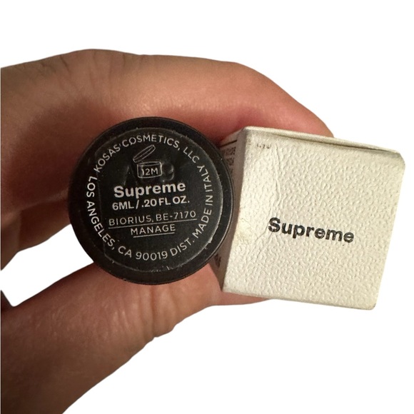 Kosas 10 Second Liquid Eyeshadow Supreme Color Warm Glittery Gold Full Size - Picture 5 of 8